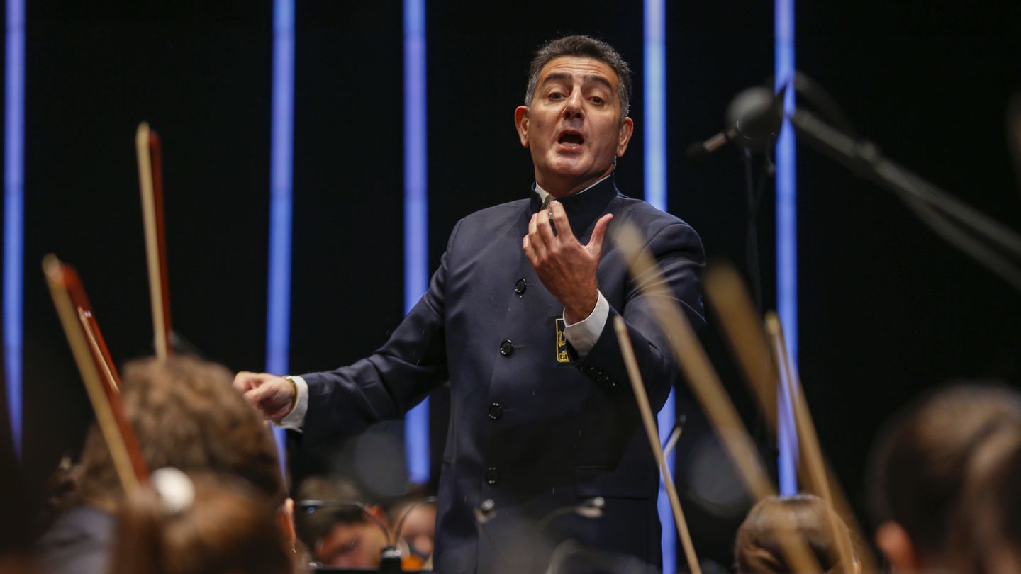 Orchestre symphonique des jeunes d'Erevan, Eduard Topchjan :Tchaïkovski