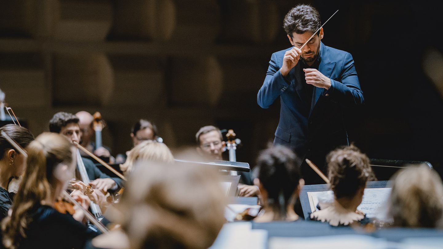 Israel Philharmonic Orchestra, Lahav Shani : Pärt, Sibelius, Beethoven