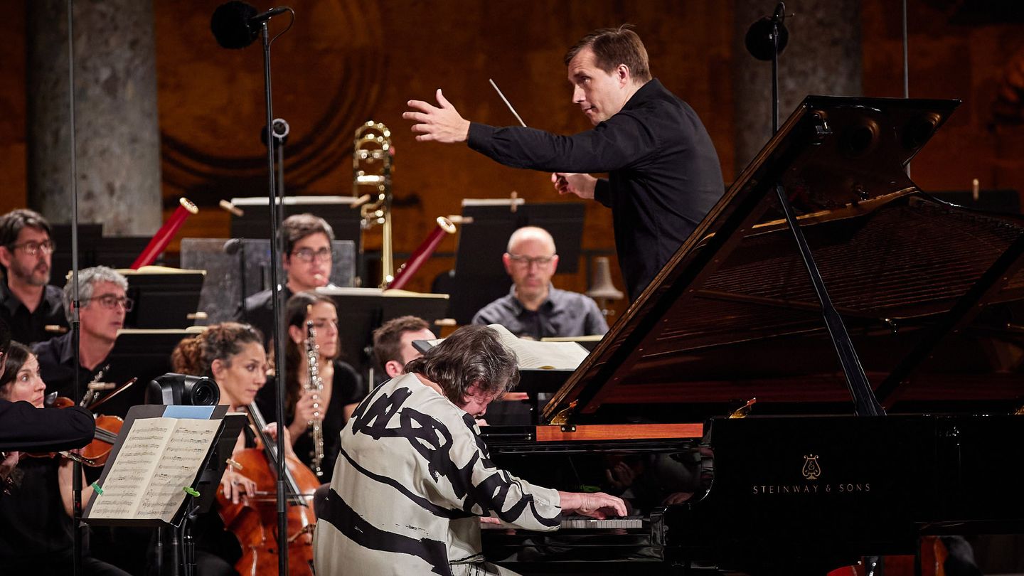 Vasily Petrenko, Elisabeth Leonskaja: Beethoven, Bruckner - Festival de Granada