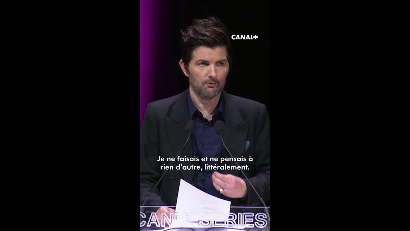Adam Scott reçoit le CANAL+ Icon Award à CANNESERIES