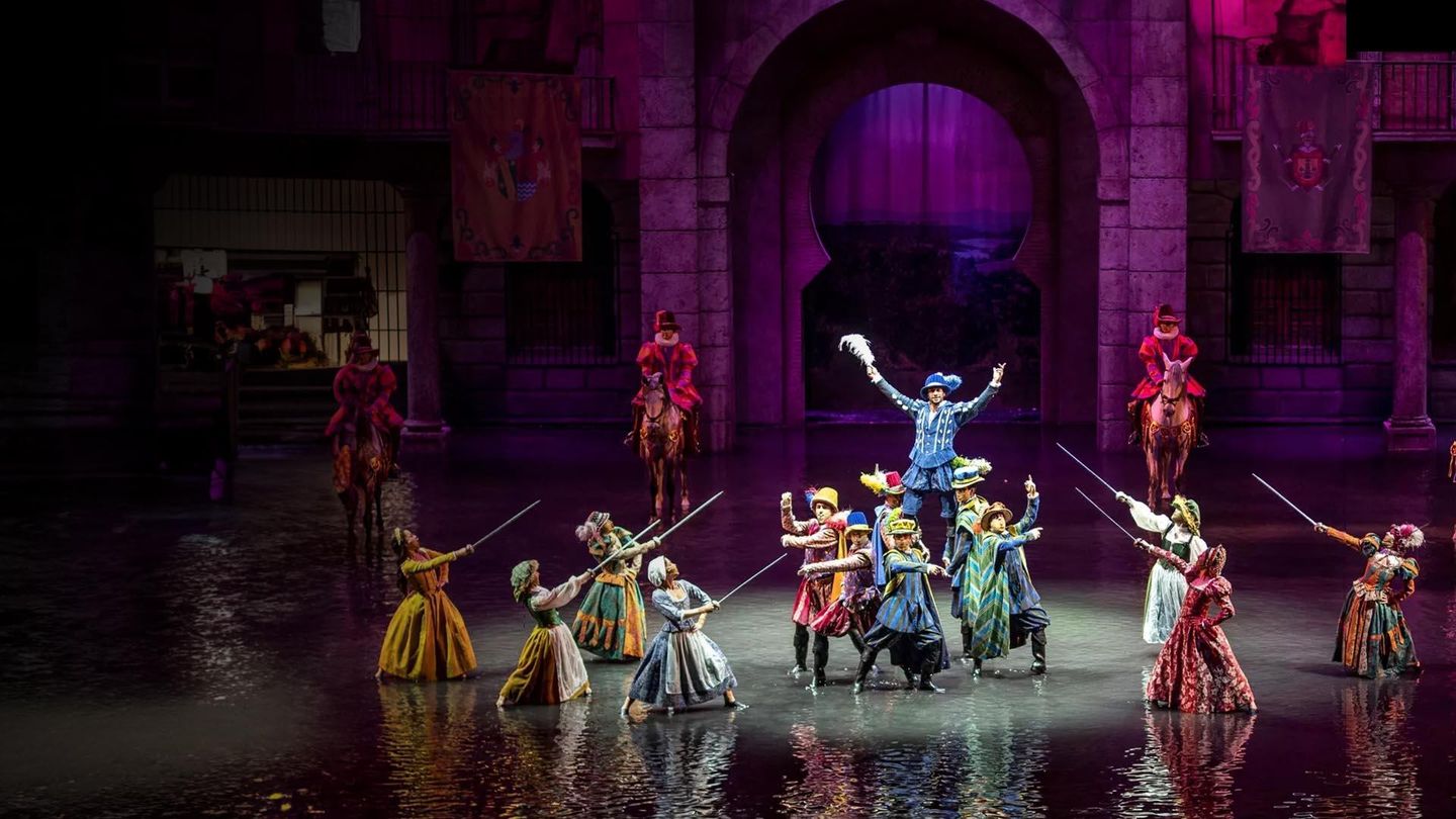 Puy du Fou : le génie des spectacles révélé