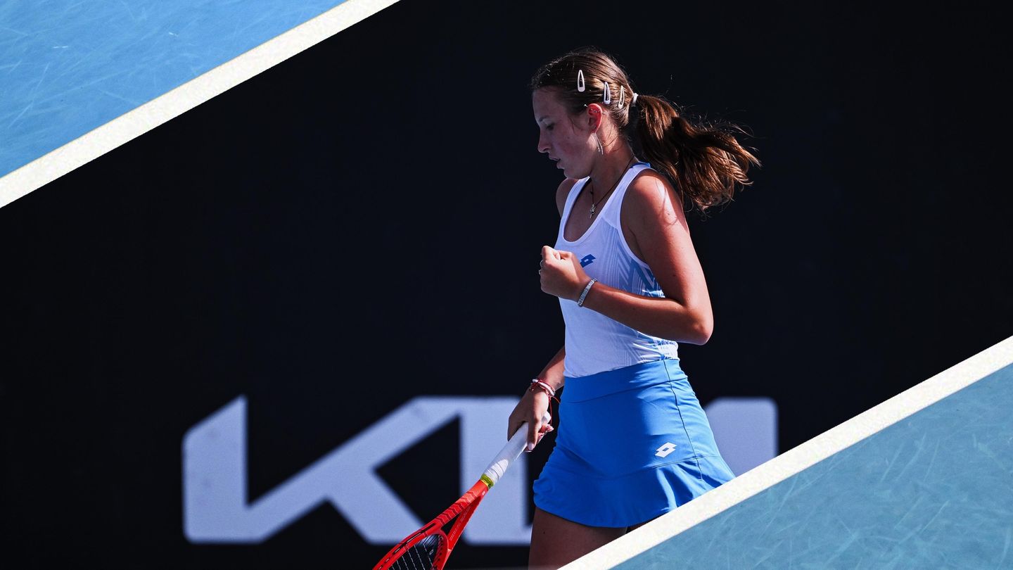 Ksenia Efremova - Rada Zolotareva