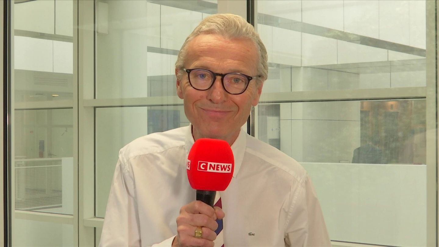 La chronique éco : Le business lucratif de la Coupe du monde