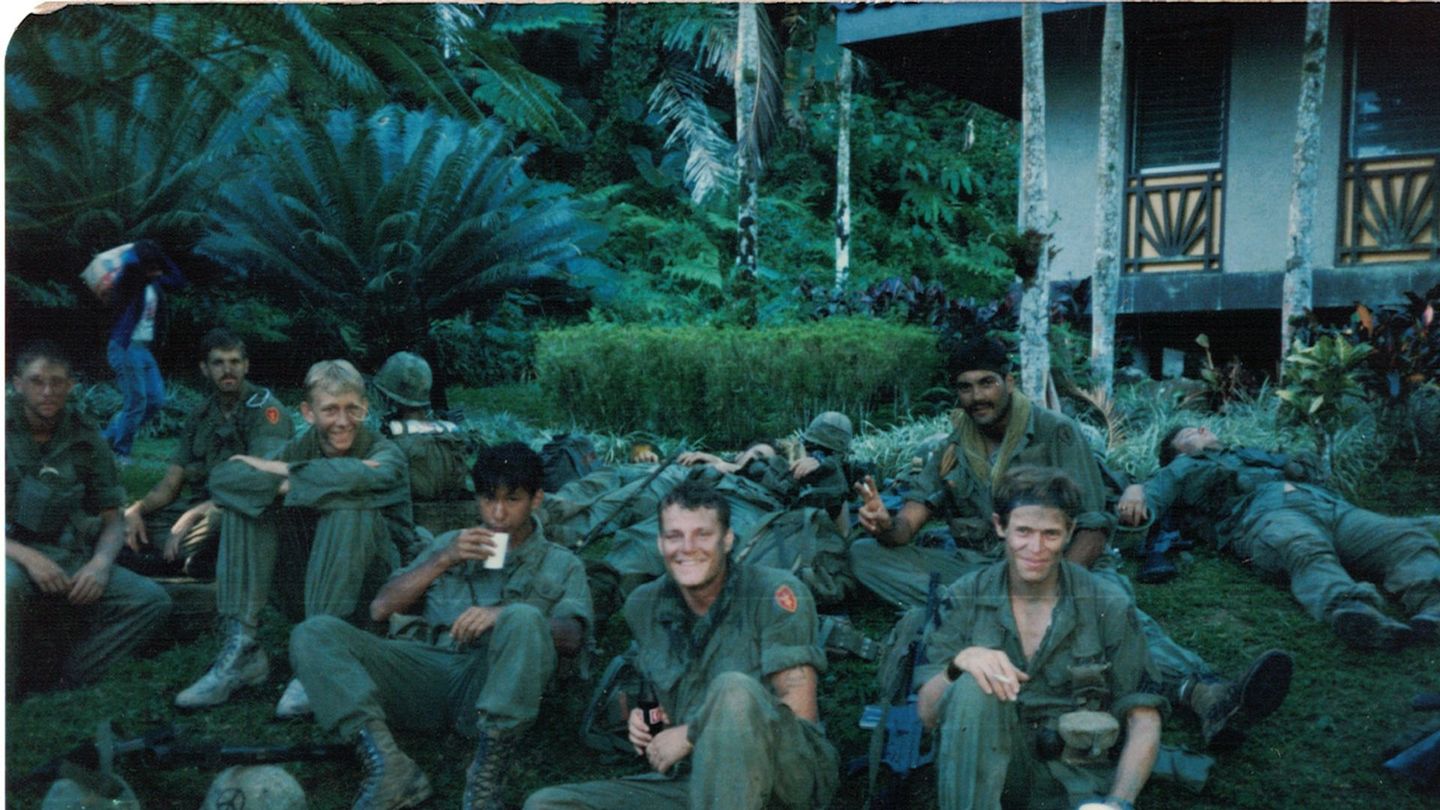 Brothers in Arms : The making of Platoon