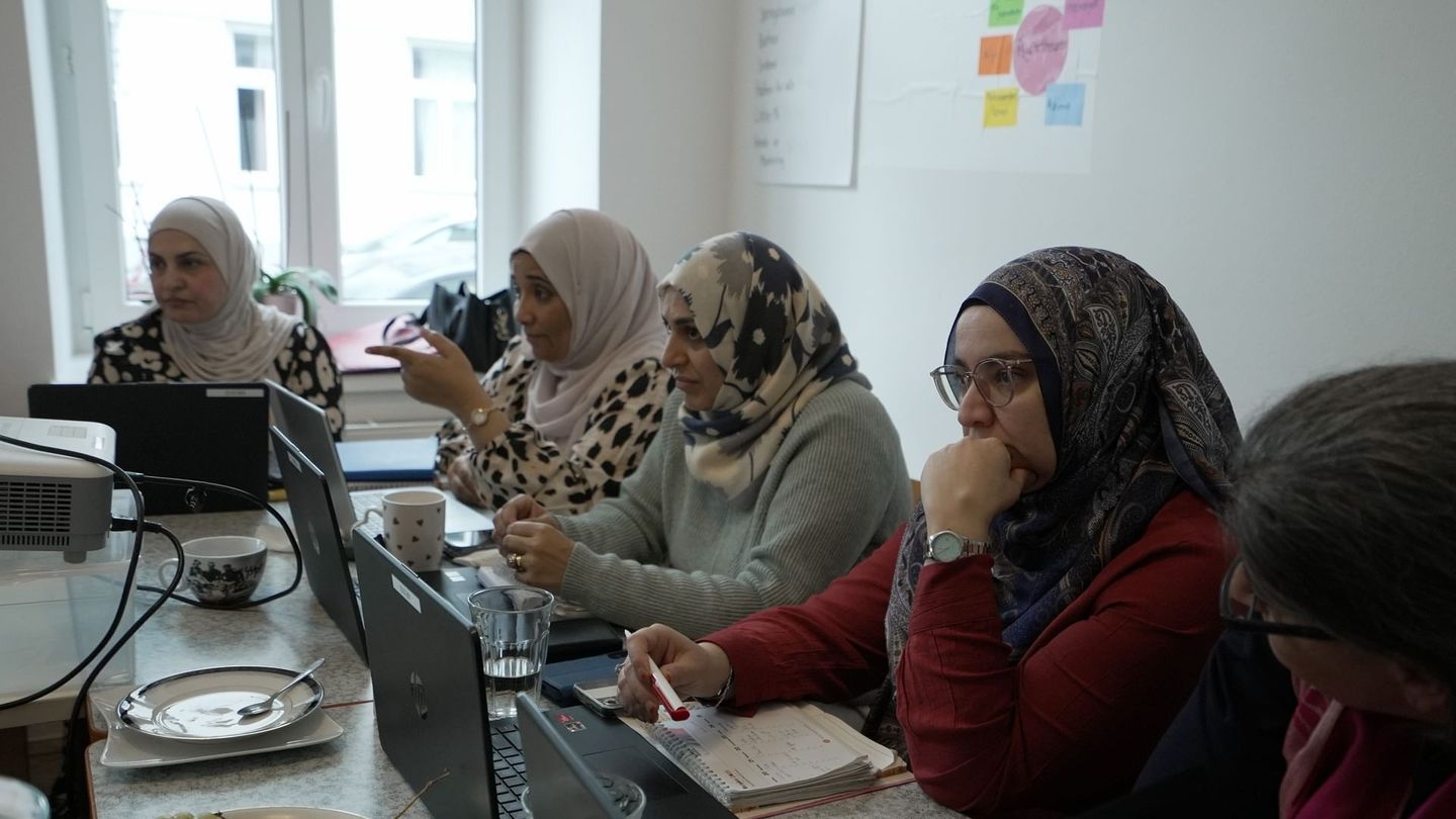 A Vienne, les migrantes s'entraident