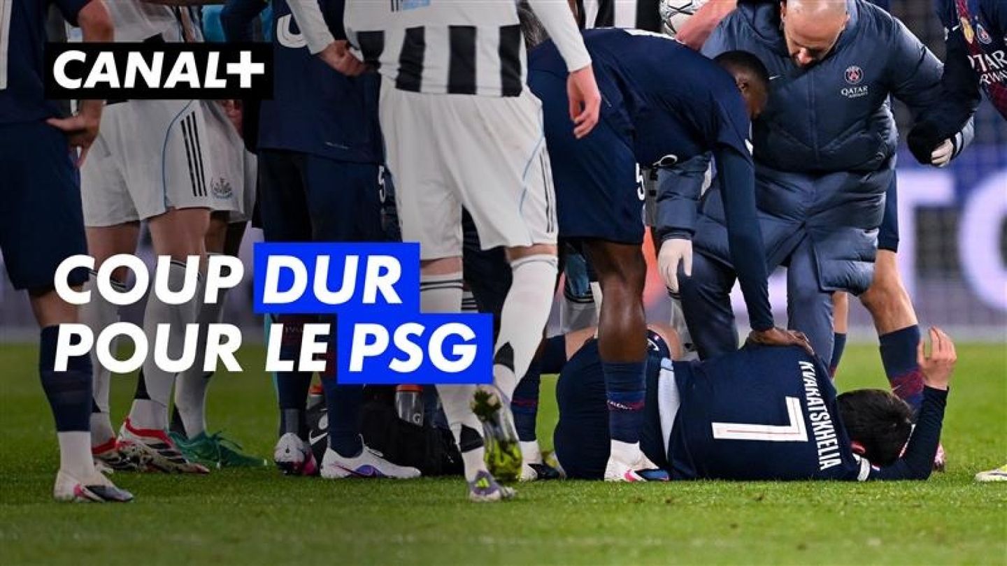 Kvaratskhelia sort sur blessure.