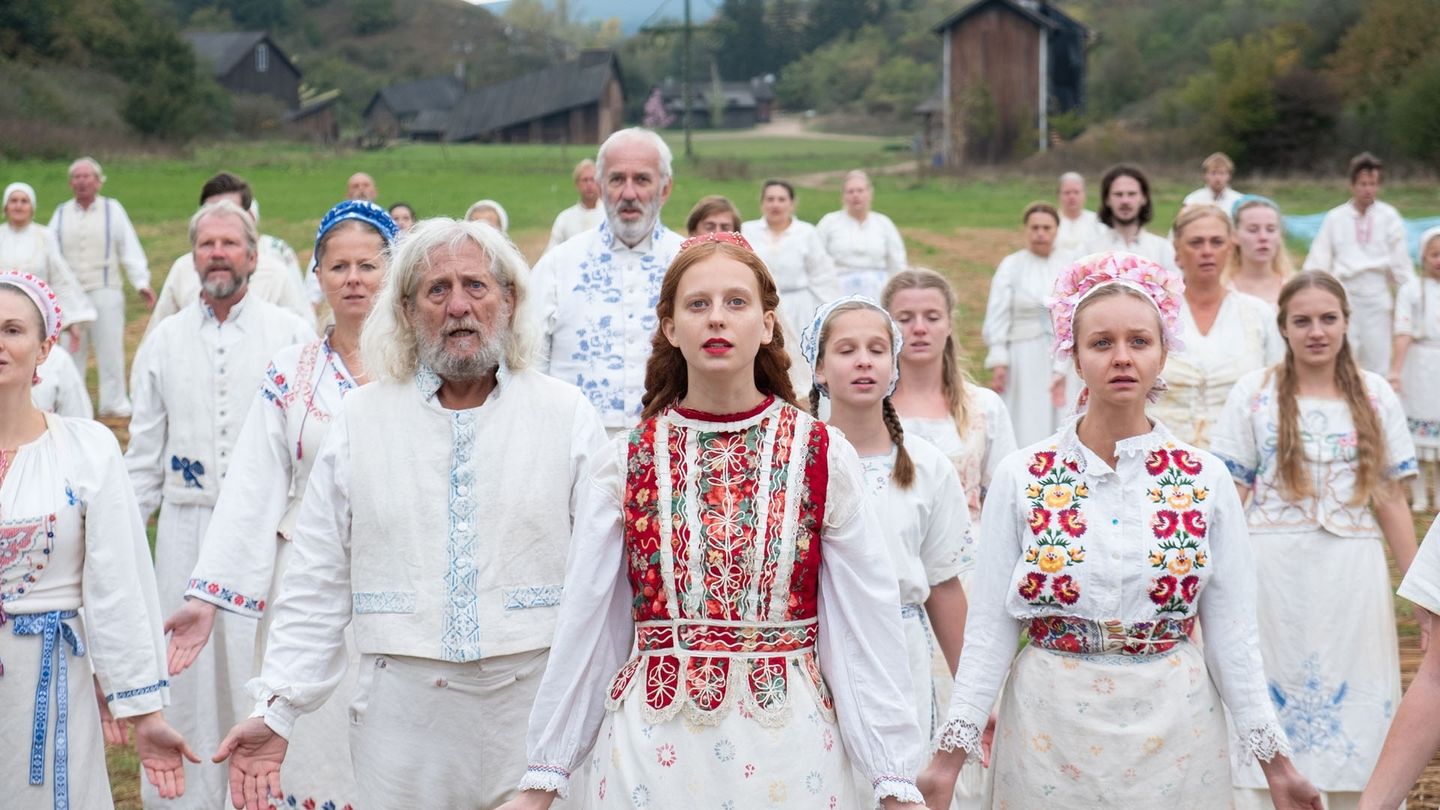 Midsommar. W biały dzień