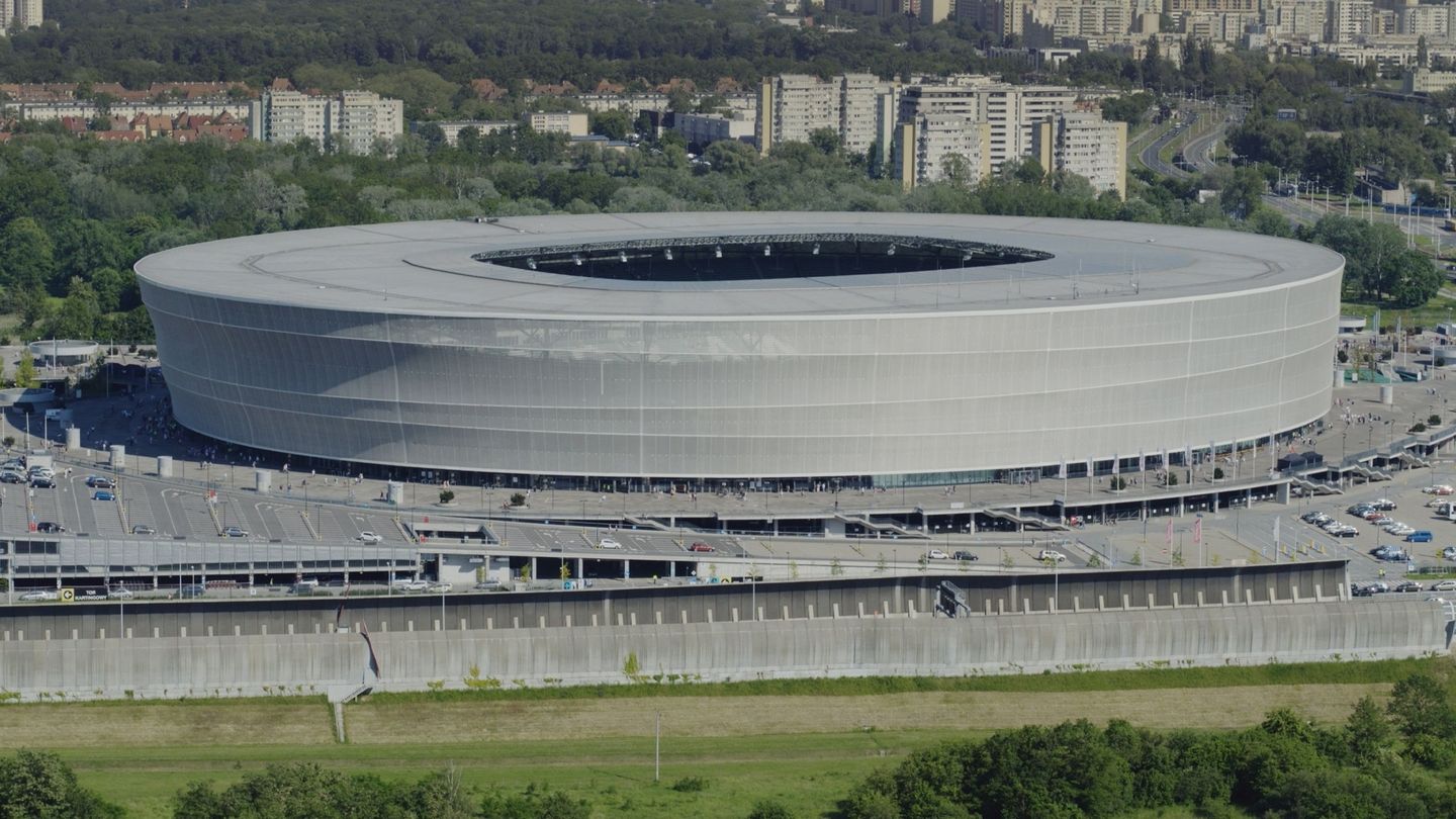 Polska z góry: Stadiony