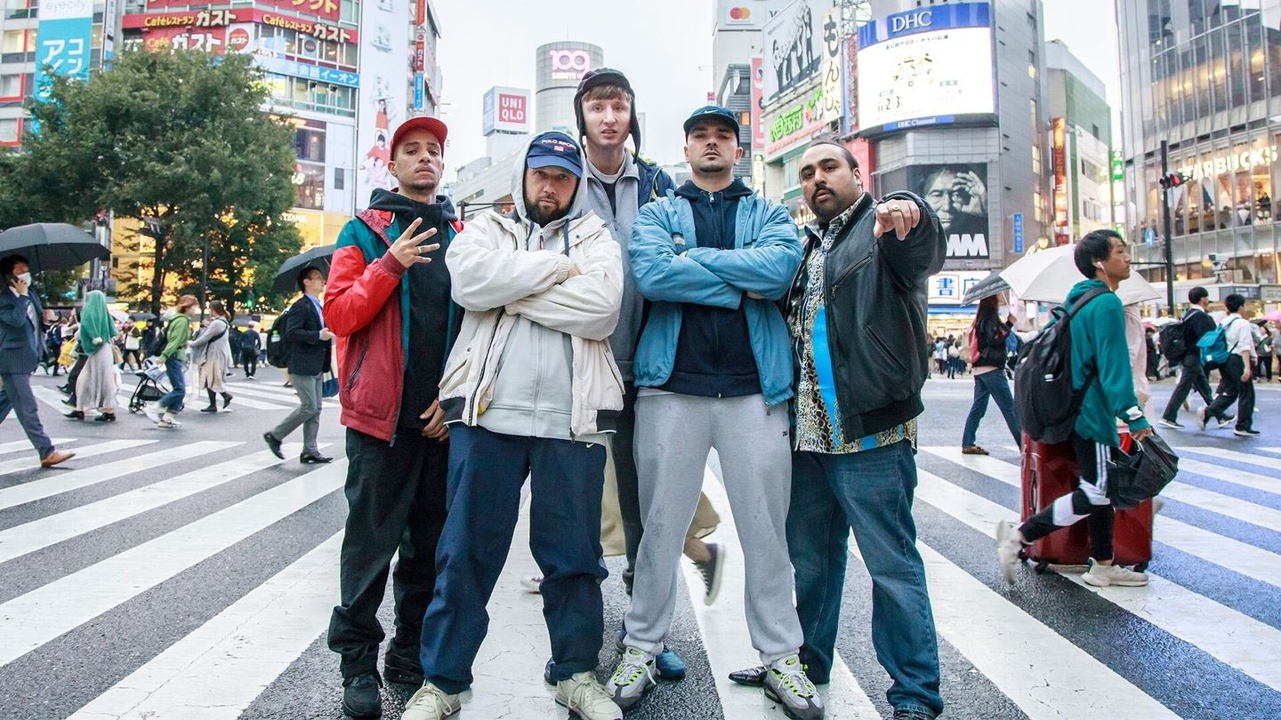 People Just Do Nothing: Big In Japan