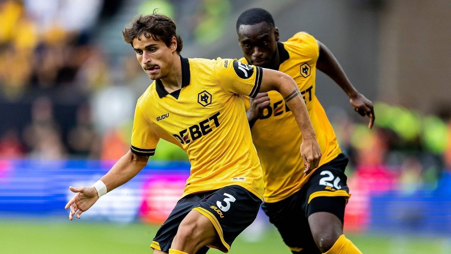 Wolverhampton Wanderers - Burnley FC