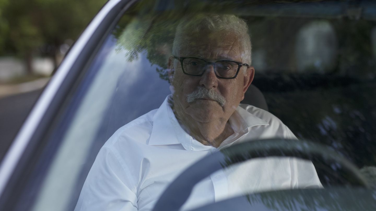 Claremont. Morderca z sąsiedztwa