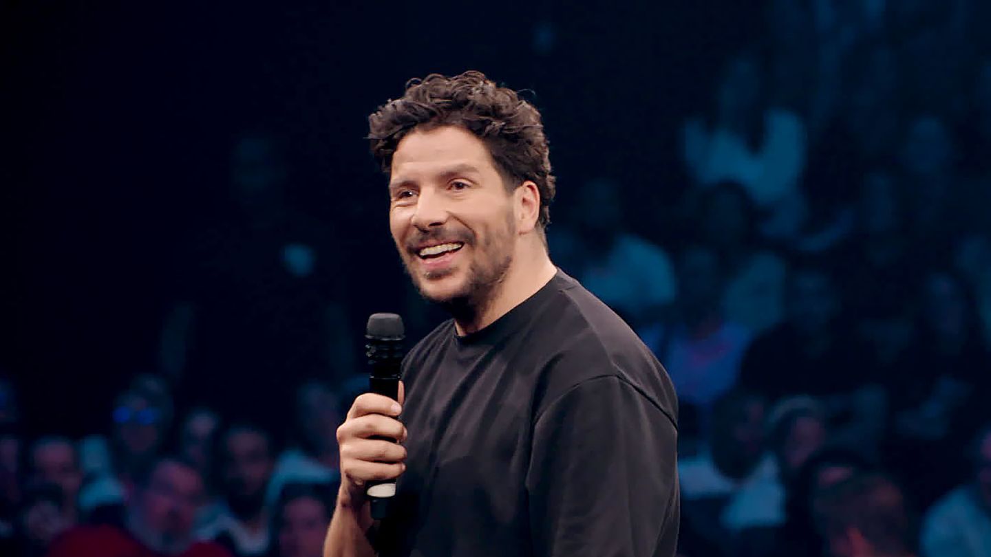 Redouane Bougheraba lors de son spectacle "On m'appelle Marseille"