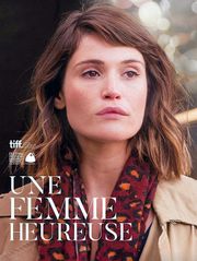 Une femme heureuse
