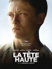 La tête haute