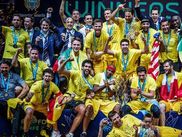 Je reviens de lîle superbe de Tenerife avec des bonnes nouvelles.  Selon tous les participants au Final Four de la BCL, cette première saison de compétition a été un succès et la 2eme édition sera nettement améliorée!  Le club de Tenerife fait un beau champion et ses fans se sont montrés exemplaires de fair play en scandant "Banvit, Banvit," au moment de la distribution des médailles.  D'ailleurs tout au long du match ces fans ont encouragé à merveille le club local sans tomber dans la violence des excès.