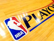 Après seulement deux matches, le premier tour des playoffs NBA nous a déjà fourni plusieurs surprises.  Qui aurait pu imaginer que Toronto-Indiana et OKC-Dallas serait à un partout ou que l'anglo-soudanais Luol Deng marquerait 31 points dans la victoire écrasante de Miami dans le Match 1 contre Charlotte?