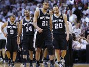 Comme d'habitude, les San Antonio Spurs surfent sous le radar malgré le fait que l'équipe est en train de réaliser la meilleure saison réguliere de son histoire!  Avec 41 victoires de suite à la maison, les Spurs possèdent la troisième meilleure série de l'histoire déjà.