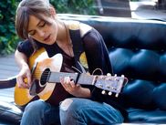 Tous les lundis de juillet à 20H45 sur EMOTION, retrouvez Keira Knightley dans tous ses états. De la comédie sentimentale à la biographie, en passant par le drame, il y en aura pour tous pour découvrir ou redécouvrir cette actrice pleine de talent.
