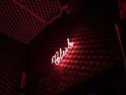 CANAL+ adapte l'oeuvre littéraire de Virginie Despentes,  une fable parisienne crue et rock'n'roll.