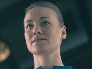 La saison 3 de The Handmaid’s Tale débutera le 6 juin prochain à l’heure US sur OCS, disponible sur myCANAL. Et si ces nouveaux épisodes voyaient Serena rejoindre la rébellion ?