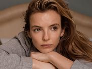 Les séries ont le pouvoir de nous divertir, de nous inspirer, de nous faire vibrer, de nous émouvoir, et cela passe notamment par les répliques de ses (anti) héros. De Killing Eve à The Big Bang Theory, voici une compilation des personnages ayant les meilleures punchlines !