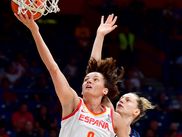Si les footballeuses nous ont fait de l'ombre au debut, les basketteuses ont pris le relai brillamment en se qualifiant pour leur 4eme finale de l'Euro de suite.