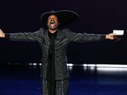 La 71ème cérémonie des Emmy Awards a eu lieu au Microsoft Theater à Los Angeles, et la soirée a été rythmée par des événements forts, historiques et émouvants. Retour sur ce qui a marqué cette édition 2019.