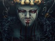 Avec de nombreuses batailles, guerres de pouvoir et autres trahisons, la série Vikings a connu son lot de morts et parfois, les personnages redoublent de créativité pour achever leur victime, donnant lieu à des scènes souvent compliquées à regarder.