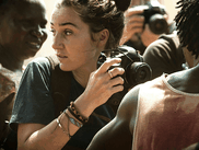 Il y a des rôles forts qui marquent une carrière. Celle de Nina Meurisse a été particulièrement marquée par son incarnation de Camille Lepage, la jeune photographe de guerre française au destin tragique. Impressionnante dans ce film de Boris Lojkine (2019),  elle n’aura pas manqué de se faire remarquer et récompenser durant l'année qui vient de s'écouler. Et ce qui est sûr, c’est que ce coup de projecteur lui promet une belle carrière.