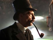 Pour être sûr d’y voir clair, voici l’histoire de la Création Originale Paris Police 1900, à voir dès le 8 février sur CANAL+.