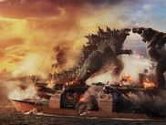 N'écoutant que son courage, notre correspondant à Hollywood Didier Allouch a osé affronter pour vous deux monstres sacrés du box-office mondial. Dans le coin gauche, le toujours régulier King-Kong. Dans le coin opposé, l'indomptable Godzilla. Et au milieu notre Didier national, décidé à ce que vous ne ratiez rien de ce combat légendaire. Un duel qui affole Hollywood mais aussi toute la planète cinéma. Et ce en dépit de la situation sanitaire connue de tous ainsi que de ses contraintes pour les exploitants de salles.