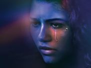 Alors que sa deuxième saison est en cours de diffusion, la série Euphoria confirme surtout une chose : la musique y occupe une place majeure. Et alors qu’elle sert même d’outil de promotion à de futures sorties, elle dresse surtout un beau portrait de la jeune génération.