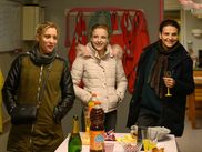 « J’ai décidé de partir dans une ville française où je n’ai aucune attache pour chercher anonymement du travail. (…) J’avais décidé d’arrêter le jour où ma recherche aboutirait, c’est-à-dire celui où je décrocherais un CDI. »  
Avant-propos de « Le quai de Ouistreham », Florence Aubenas (Editions de l’Olivier – 2010)