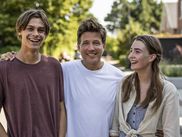 CANAL+ annonce avec STUDIOCANAL et Zentropa la mise en production de la première série de Thomas Vinterberg : Families Like Ours, une Création Originale CANAL+ avec TV 2 DENMARK.
La série est écrite par Thomas Vinterberg (DRUNK, LA CHASSE) et Bo Hr. Hansen (DARKNESS : THOSE WHO KILL).
Le tournage de la série débutera en Septembre 2022 au Danemark, en Suède et en République tchèque.