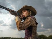 Produite par la BBC, cette minisérie luxueuse s'impose immédiatement comme l'une des meilleures représentantes d'un genre en plein renouveau, notamment à la télévision. Voici donc cinq raisons de ne surtout pas passer à côté de The English.