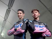 Alors qu'Esteban Ocon vient de décrocher une très belle troisième place au Grand Prix de Monaco, la série documentaire du service des sports de CANAL+ revient sur les difficultés connues par l'écurie française pendant les premiers mois de la saison de Formule 1. Une immersion inédite dans un univers habituellement très secret.