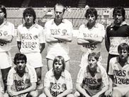 Trop méconnue des supporters, cette épopée sportive est pourtant l'une des périodes les plus décisives de l'histoire du club marseillais. Elle est racontée pour la première fois par les joueurs de l'époque dans un documentaire au long cours qui a nécessité plusieurs années de travail.