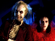 Il y a trente ans, Tim Burton signait Beetlejuice, un projet loufoque aux effets spéciaux délirants, aux côtés d’acteurs prestigieux allant de Michael Keaton à Winona Ryder. Alors qu’une suite s’apprête à sortir à la rentrée, retour sur le phénomène qui a lancé la carrière du réalisateur.