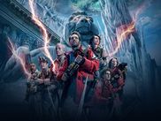 Trois ans après avoir réussi son retour, la saga de chasse aux fantômes la plus célèbre du monde revient aux sources new-yorkaises du mythe Ghostbusters. Hommage au premier épisode sorti en 1984, SOS Fantômes : La Menace de glace est un pur plaisir nostalgique.
