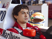 En s’attaquant à la vie et la carrière d'Ayrton Senna, l’un des pilotes les plus mythiques de l’histoire, décédé il y a trente ans cette année, la nouvelle série de Netflix nous emmène au plus près de l'univers de la Formule 1 et de ses dangers.