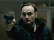 Après une première saison convaincante au Mali, la série CINÉ+ OCS met le cap sur le pays envahi par la Russie. Et accrochez-vous à votre siège, ces six nouveaux épisodes de Sentinelles en Ukraine sont angoissants à souhait.