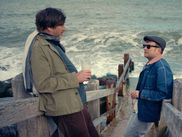 Avec ce documentaire capturé tout au long de l'année de leur retour surprise après quasiment une décennie d'absence, Blur se dévoile dans son intimité. De l'enregistrement de leur dernier album à leur concert unique dans le stade de Wembley, on vibre aux rythmes des émotions de chaque membre du groupe.