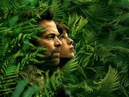 Sacré par cinq César et plébiscité par la critique, Le Règne Animal s’est imposé comme l’un des chocs cinématographiques de l’année 2023. Véritable ovni dans le paysage du cinéma français, ce thriller fantastique signé Thomas Cailley explore un monde en mutation à travers une histoire aussi intime que spectaculaire.