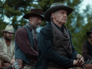 À 80 ans, le mythique acteur américain tient dans 1923 son premier grand rôle télévisé, mais sa présence dans le prequel de Yellowstone n’était pas gagnée. Taylor Sheridan, le créateur de la série, raconte leur rencontre.