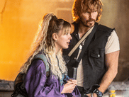 Après son lancement mondial le 14 mars, "The Electric State" des frères Russo s’est immédiatement hissé au sommet des classements partout dans le monde. Si vous faites partie des nombreux fans du film avec Millie Bobby Brown et Chris Pratt, Netflix a déjà prévu de prolonger l’expérience.