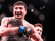 Baysangur Chamsoudinov combat ce vendredi 16 mai à l’Adidas Arena pour le titre des poids moyens de l’Ares. Avant ce retour, “Baki” a déjà bataillé quatre fois au sein de la ligue française, pour quatre succès probants. Il compte bien conclure cette histoire avec brio.