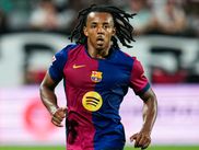 Le défenseur de l’équipe de France Jules Koundé est sorti sur blessure contre l’Inter Milan. Il a disputé les 40 premières minutes de sa demi-finale aller de Ligue des champions.