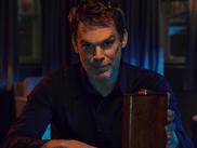 Dexter rempile et revient le temps d’une mini-série inédite, accompagné de stars bien connues du petit (et du grand) écran.