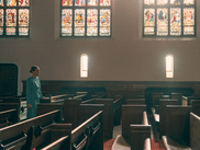 L’intégrale de la série THE HANDMAID’ S TALE est disponible sur Ciné+ OCS. Une occasion idéale pour se replonger dans une série dystopique qui aura marqué l’Histoire comme aucune autre