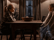 Le 13 juin débarque sur Apple TV+ un remarquable film noir soutenu par deux grandes actrices dans le rôle d’une mère et de sa fille meurtrière. Reste à savoir qui manipule qui après avoir caché le cadavre...